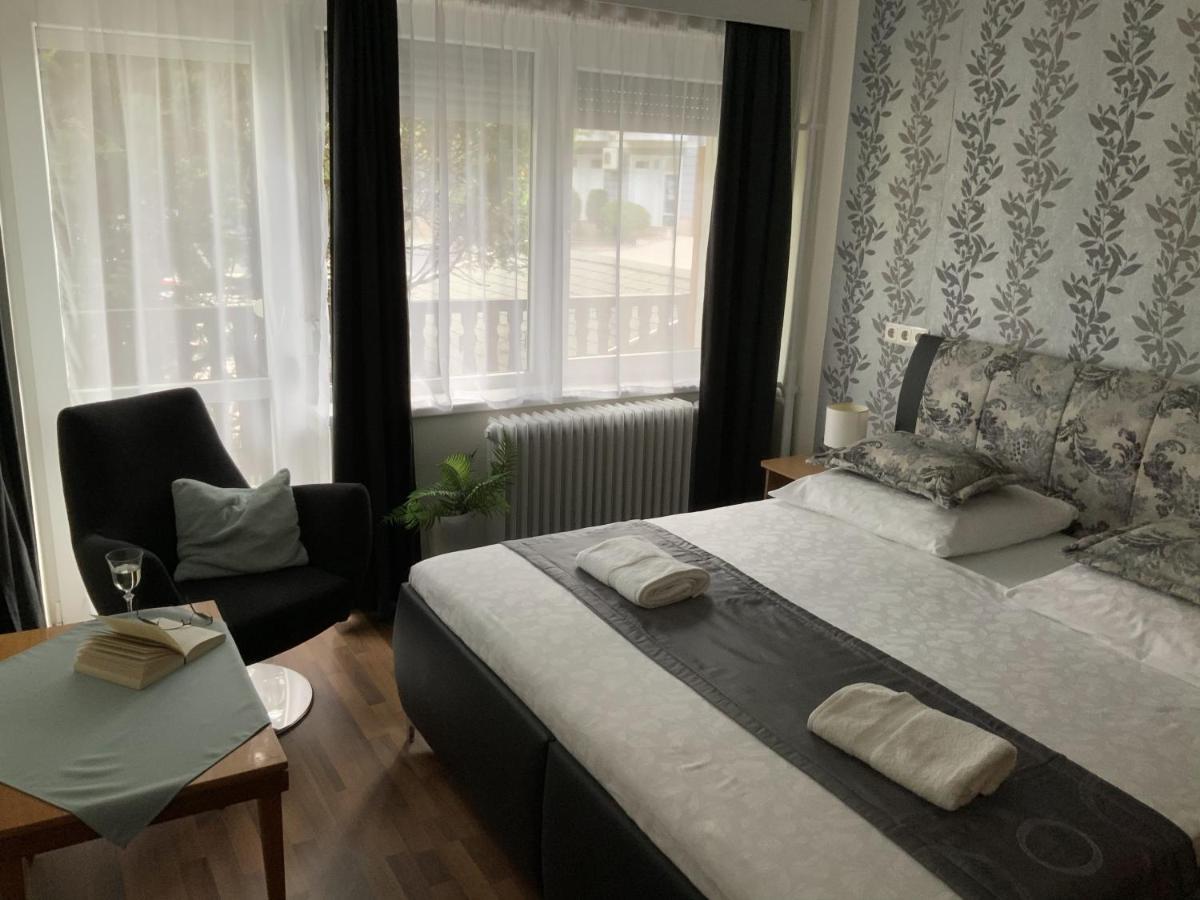 Oleander Apartman Heviz Luaran gambar